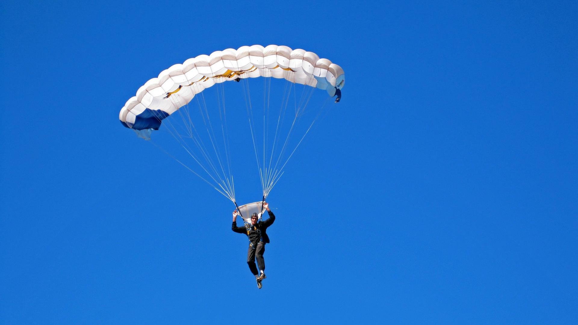 《王者荣耀》亚洲赛事汇聚顶级战队,比赛激烈,王者荣耀全国亚军